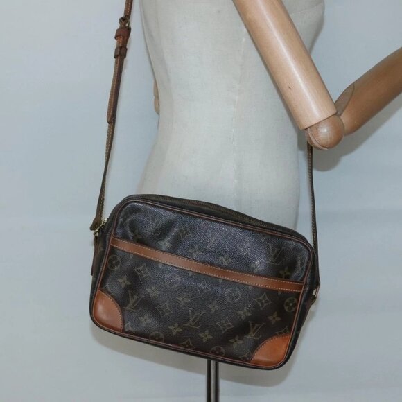 LOUIS VUITTON Monogram Trocadero 27 Shoulder Bag M51274 LV Auth 135529 - Picture 14 of 16